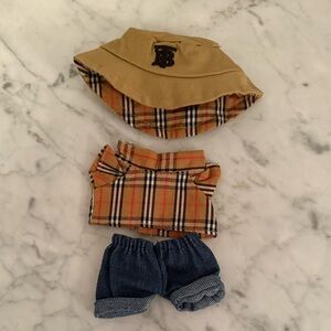 Plaid Top and Denim Shorts Set for Labubu